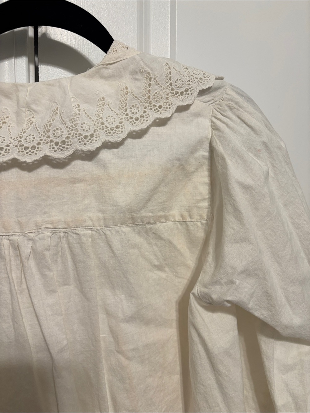 Eileen West Cream Lace-Trim Nightgown Vintage - Picture 7 of 10
